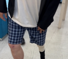 �ҾƸ������� Ƽ�֡�