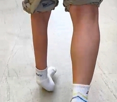 �F���ٸ� ������ ī���